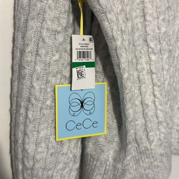 NWT. Woman’s Cece grey cable knit sweater. Size L. - Picture 6 of 8
